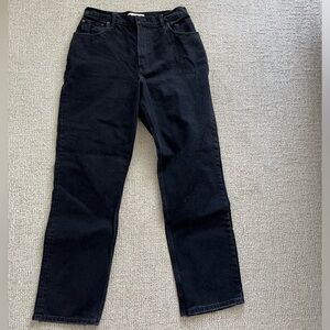 Abercrombie Curve Love Black Ultra High Rise 90s Straight Leg Jean